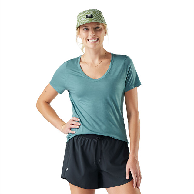 T-shirt à manches courtes et col en V Active Ultralite pour femme - Femmes | SMARTWOOL
