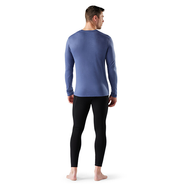 Men's Classic All-Season Merino Base Layer Crew - Men's Apparel | SMARTWOOL