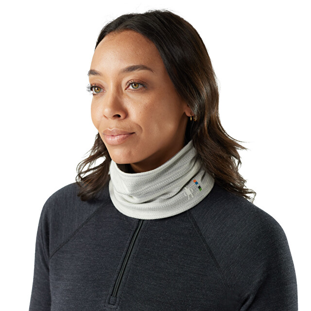 Thermal Merino Reversible Neck Gaiter - Black Friday Accessories for Women | SMARTWOOL